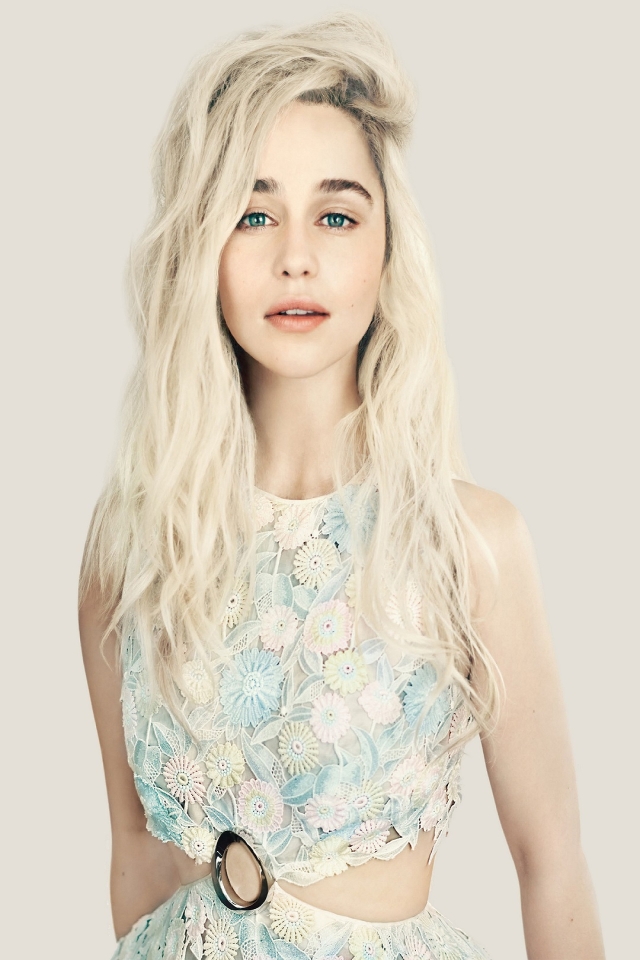 Emilia Clarke for Apple iPhone 4 resolution